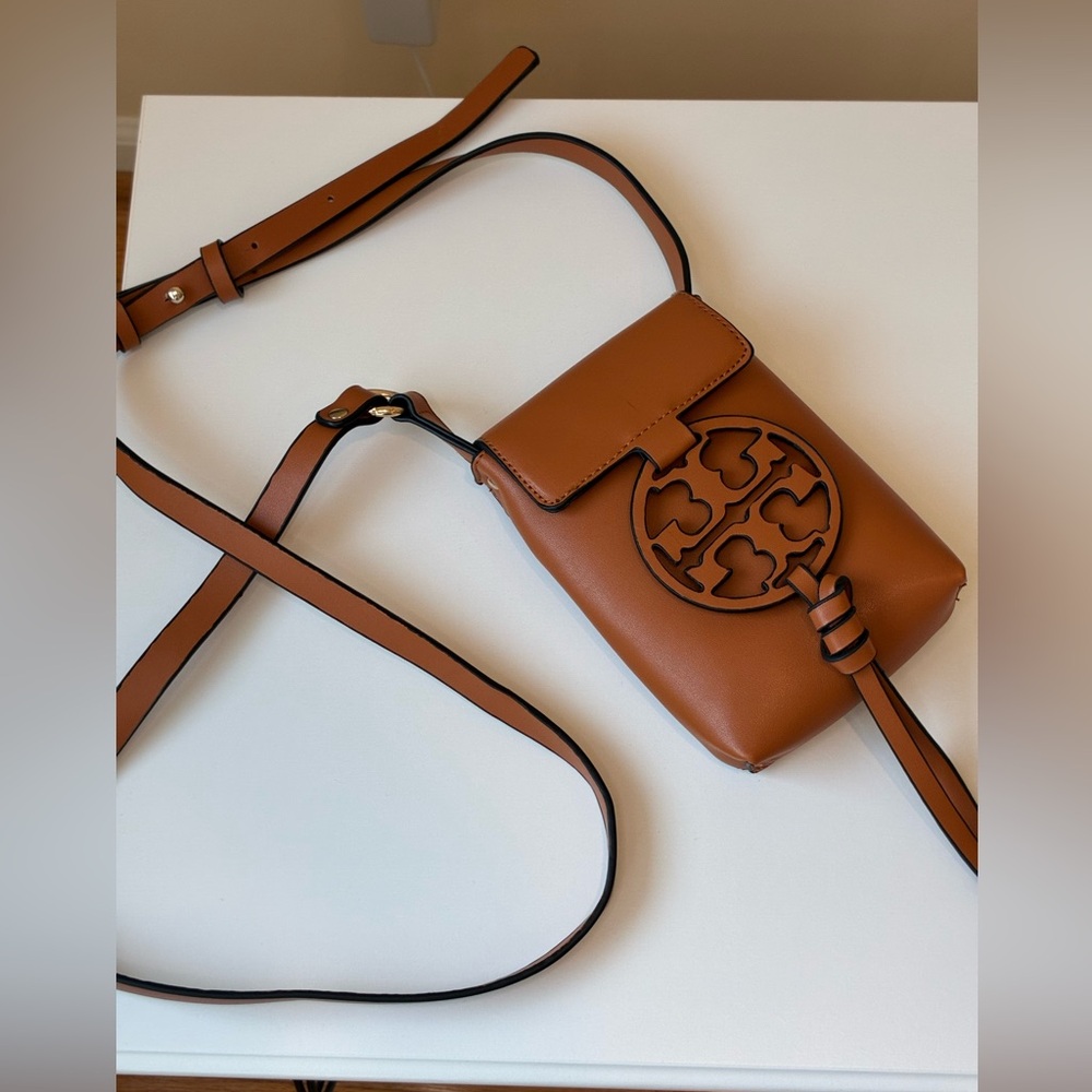 Tory Burch Brown Miller Leather Smartphone Crossbody Bag